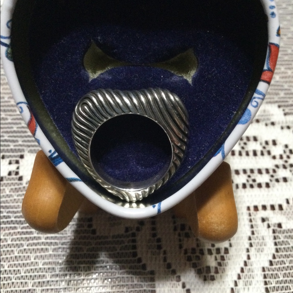 Brighton Heart shaped ring in heart shaped box EUC